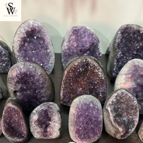 Amethyst Geodes Cluster (510 gm )